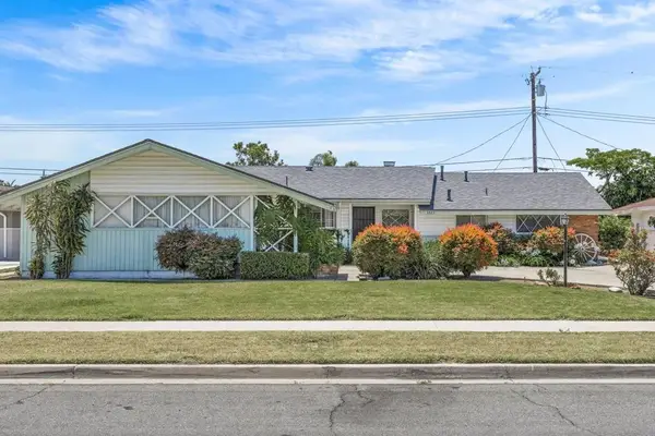 8822 Lola Avenue, Anaheim, CA 92804
