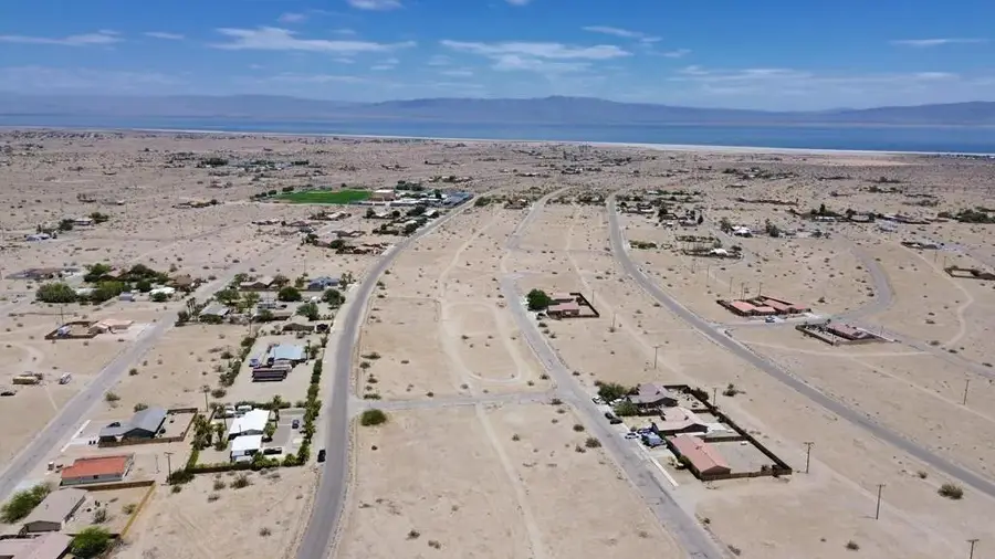 2304 Shore Hawk, Thermal, CA 92274 - #2