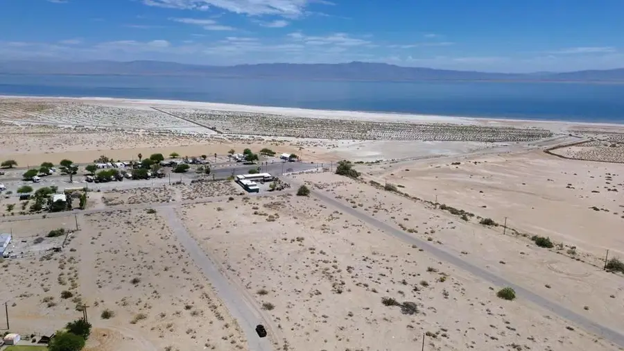 2712 Mirror Lake, Thermal, CA 92274 - #2