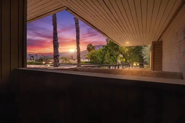 420 N Villa Court #208, Palm Springs, CA 92262