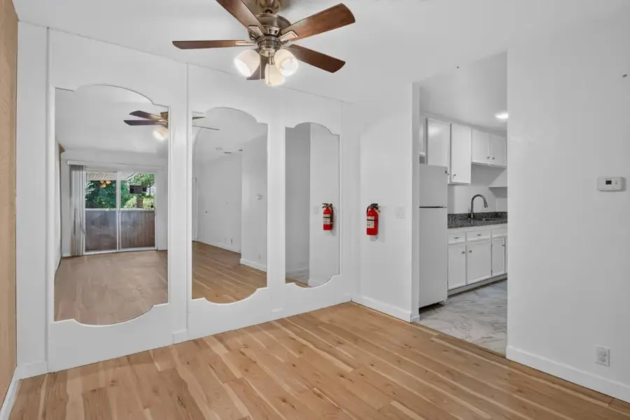 420 N Villa Court #208, Palm Springs, CA 92262 - #2