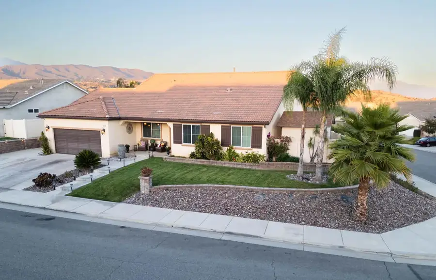 102 Knoll Crest Drive, Calimesa, CA 92320 - #2