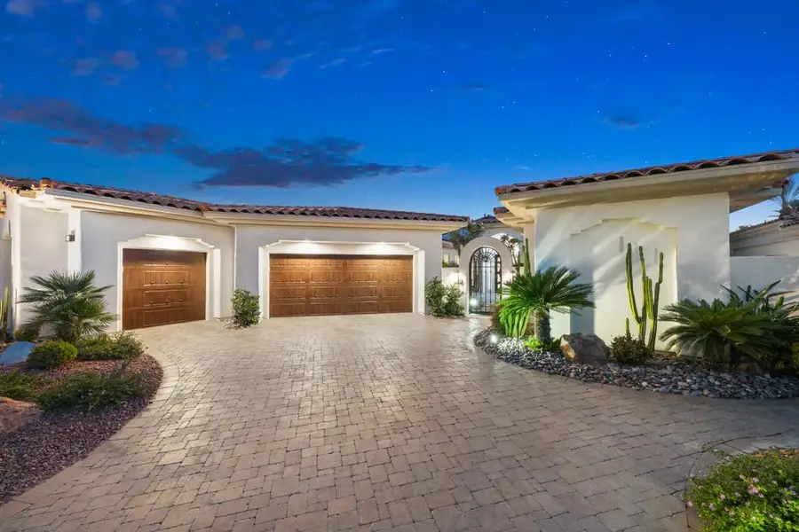 411 Tomahawk Drive, Palm Desert, CA 92211 - #2