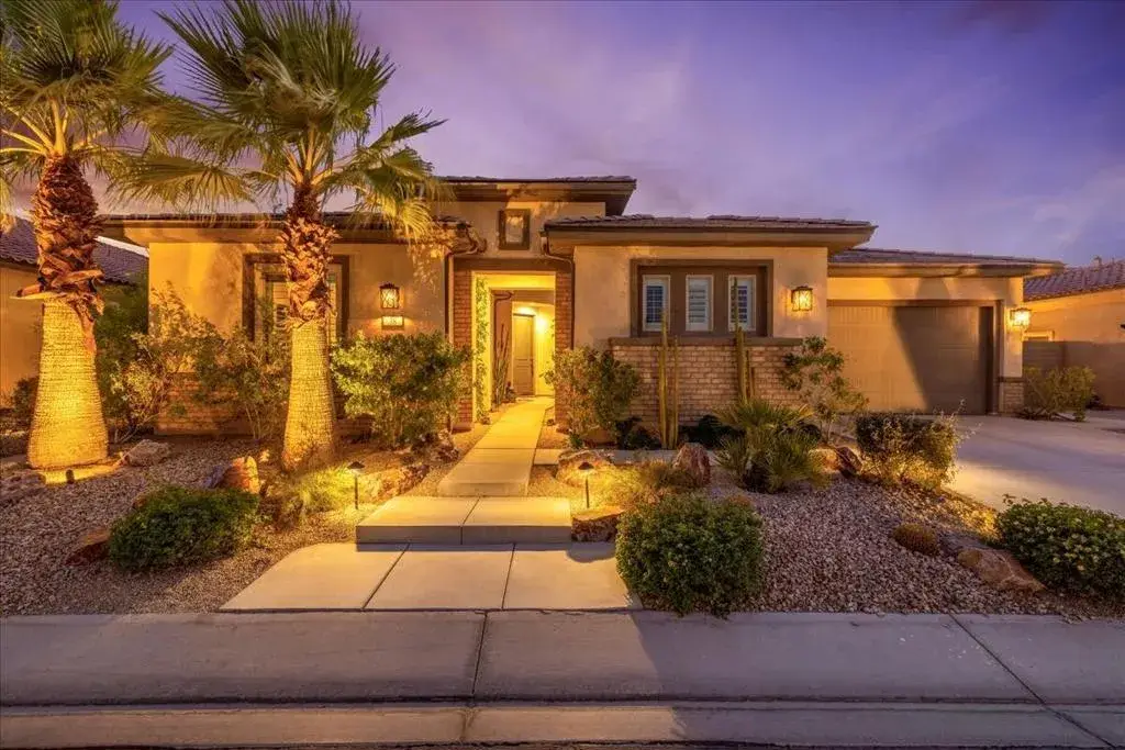 38 Burgundy, Rancho Mirage, CA 92270 - #1