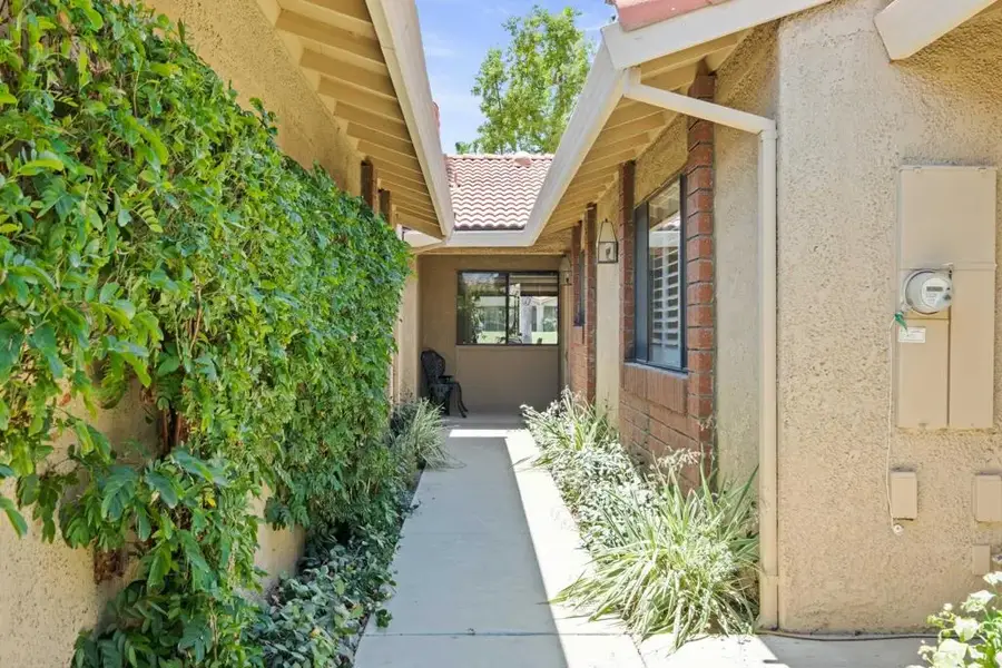 69 Camino Arroyo North, Palm Desert, CA 92260 - #3