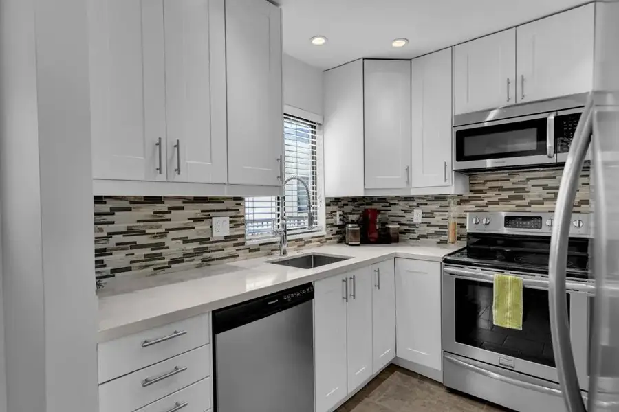 1409 N Sunrise Way #55, Palm Springs, CA 92262 - #3