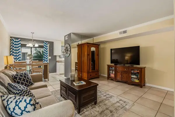 5300 E Waverly Drive #D5, Palm Springs, CA 92264