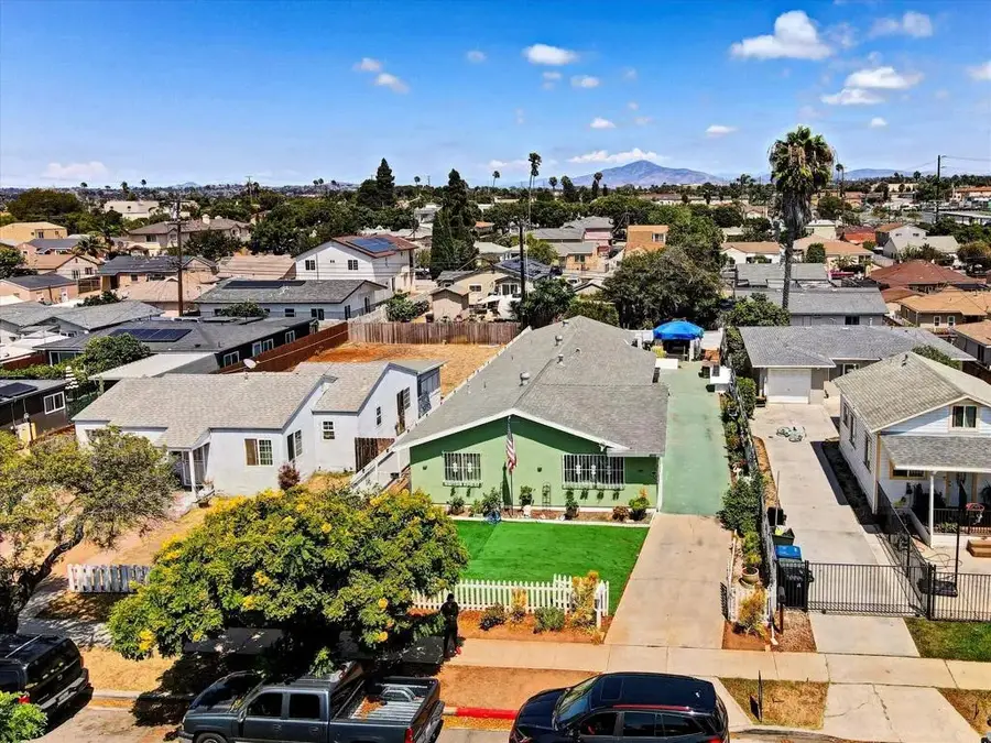 135 Woodlawn Avenue, Chula Vista, CA 91910 - #3