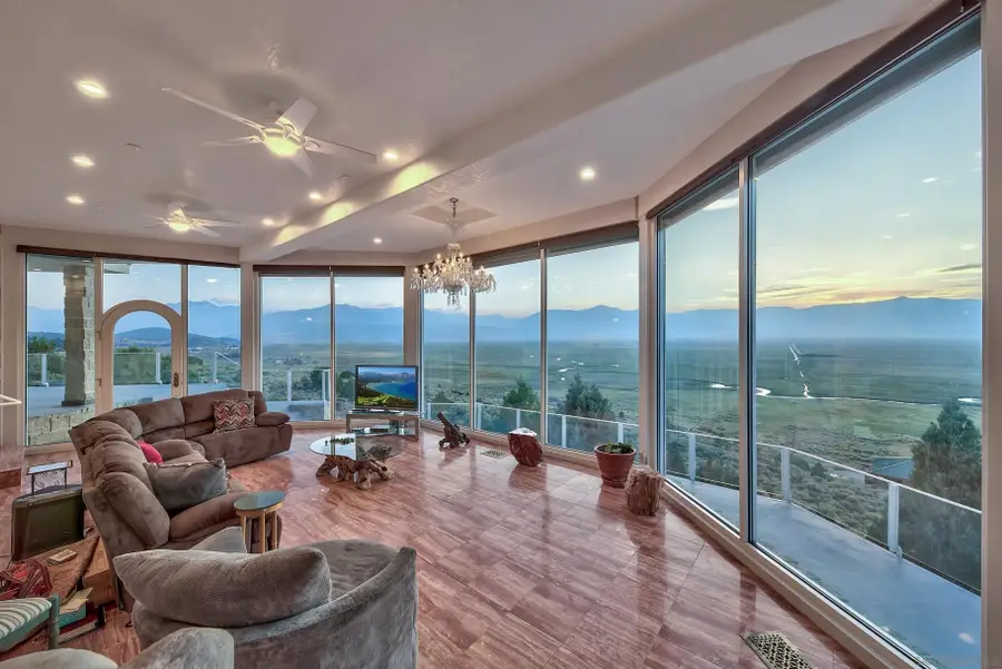 350 Aspen Lane, Bridgeport, CA 93517 - Image #2