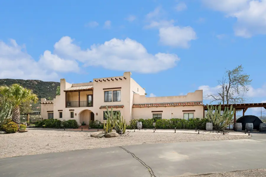 17287 Oak Hollow Road, Ramona, CA 92065 - Image #2