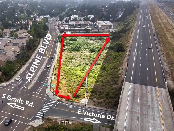 2850 Alpine Blvd #67, Alpine, CA 91901