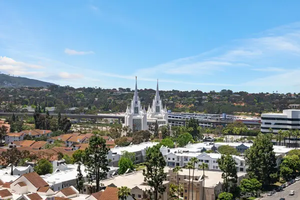 3890 Nobel Dr. #1604, San Diego, CA 92122