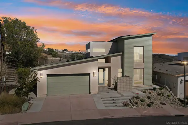 5970 Shaw Lopez Row, San Diego, CA 92121