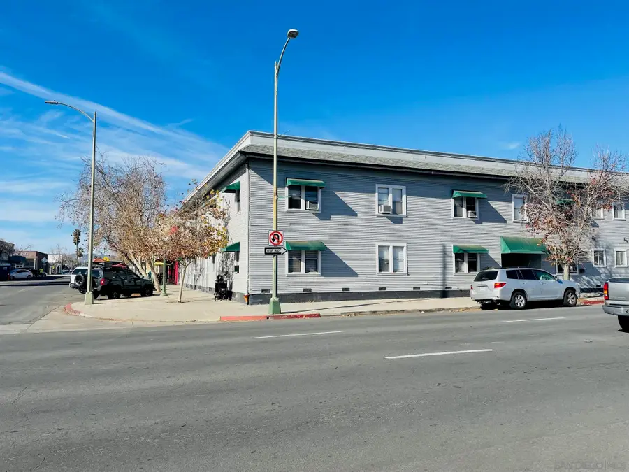 204 E 2nd Avenue East, Escondido, CA 92025 - Image #3