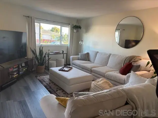 4210 Napier, San Diego, CA 92110 - Image #2