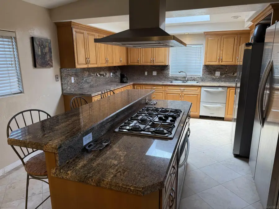 8874 Gowdy Avenue, San Diego, CA 92123 - Image #3