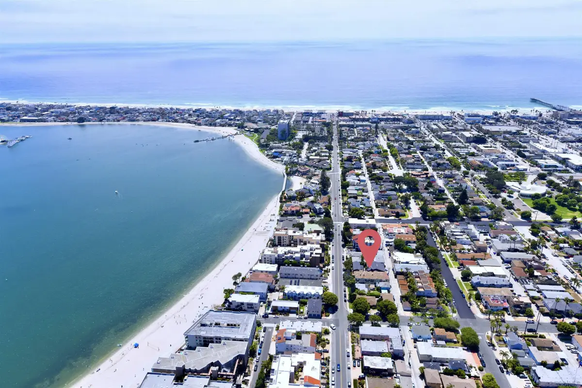 1152-54 Pacific Beach Dr, San Diego, CA 92109 - Image #1