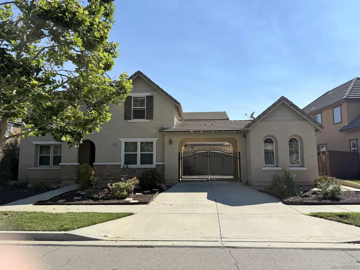 3177 Katharine Dr, Escondido, CA 92027 - Image #1