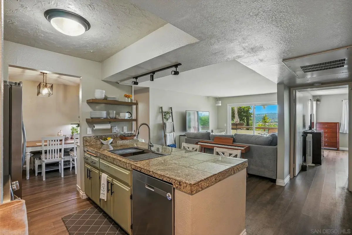 31940 Del Cielo Este #D3, Bonsall, CA 92003 - #1