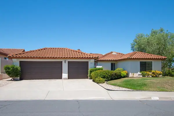 1115 Inspiration Lane, Escondido, CA 92025