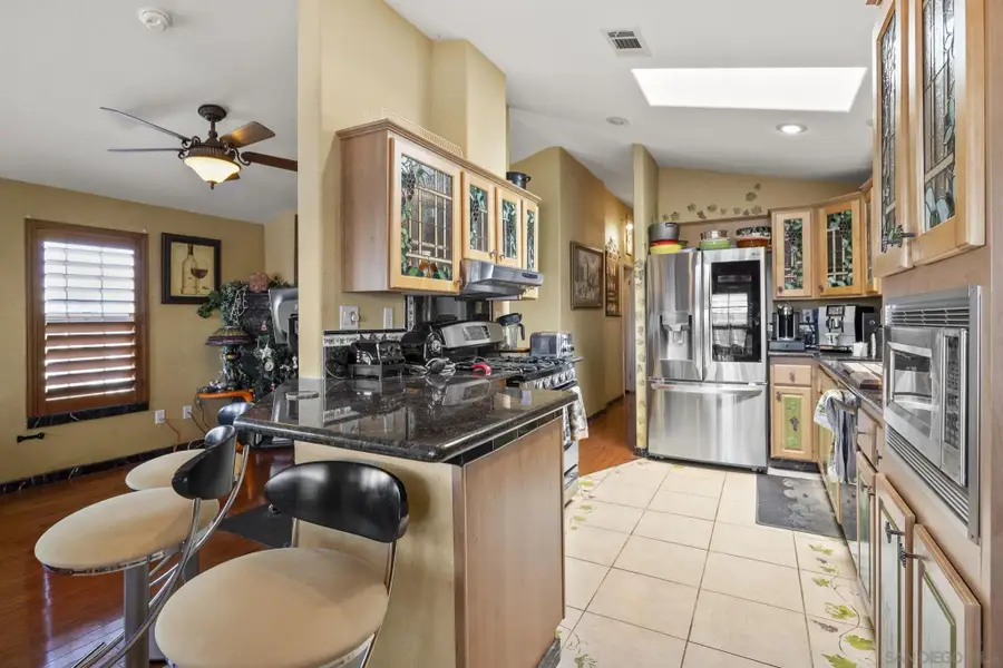 120 Sherri Ln, Oceanside, CA 92054 - Image #2