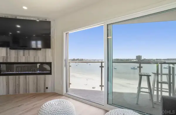 2820 Bayside Walk #2, San Diego, CA 92109