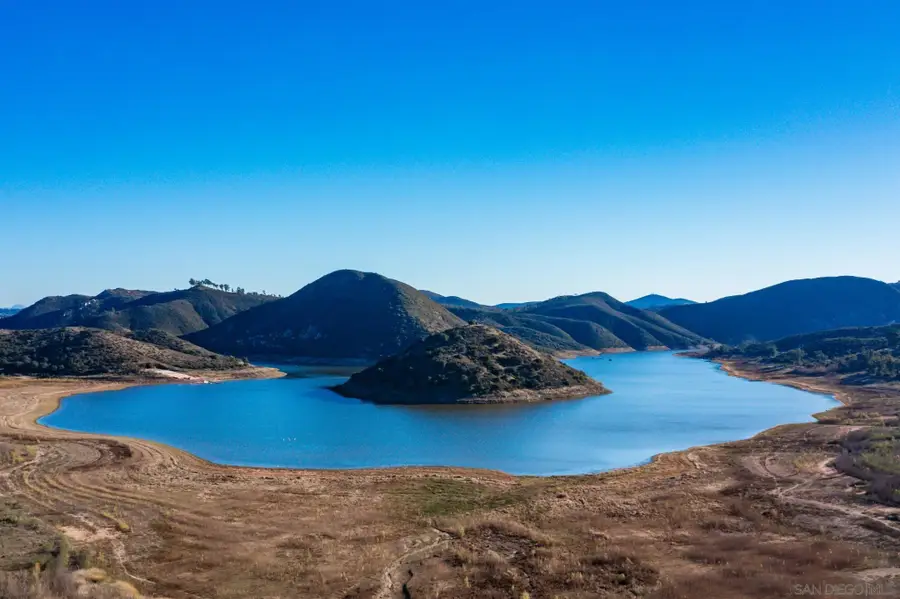 20227 Ash Ln, Escondido, CA 92029 - Image #2