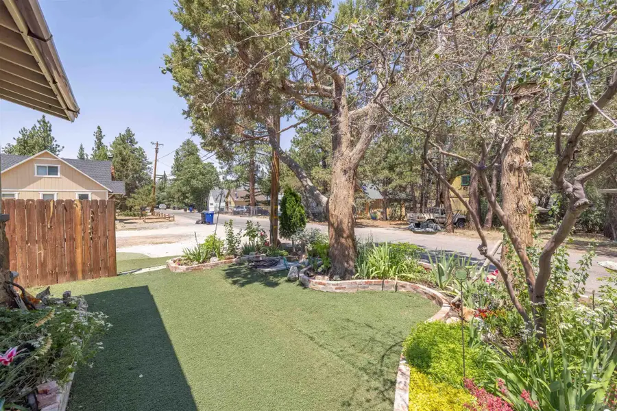 622 Sunset Ln, Sugarloaf, CA 92386 - Image #3