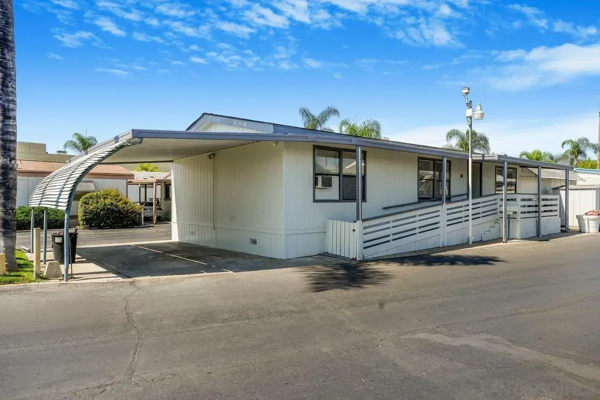 211 N Citrus Avenue #50, Escondido, CA 92027 - Image #1