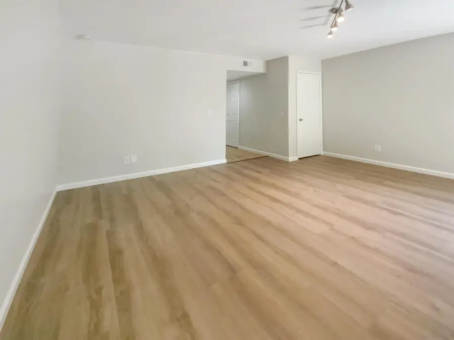 5661 Lake Park Way #4, La Mesa, CA 91942 - Image #3