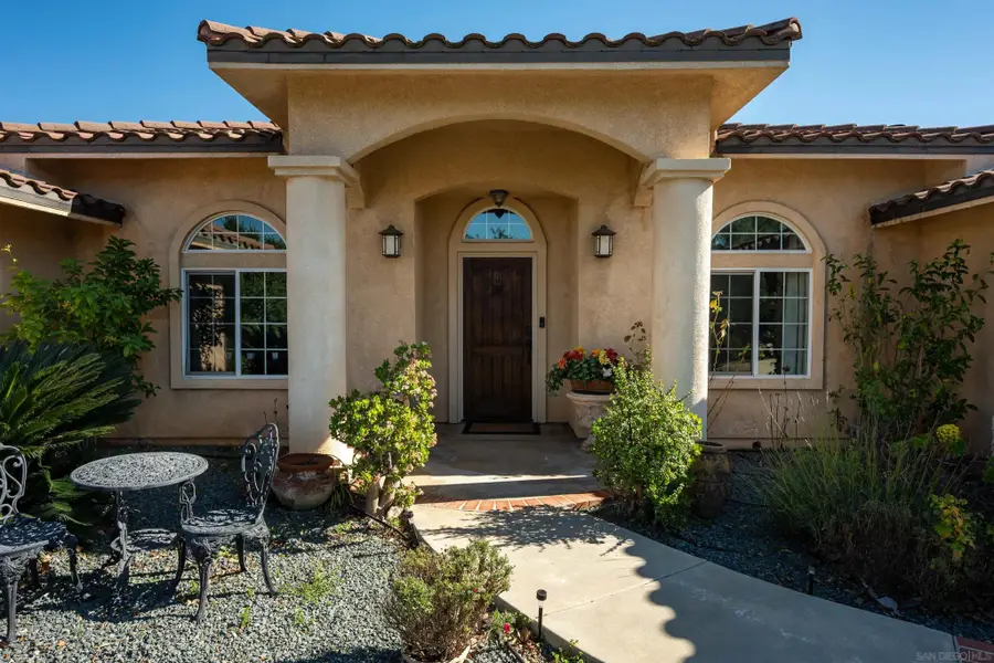 1152 Stoneridge Dr., El Cajon, CA 92021 - Image #2