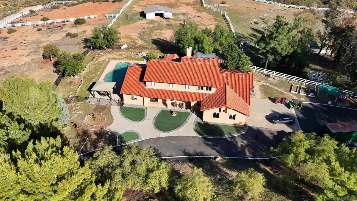 15091 Chemise Creek Rd, Ramona, CA 92065 - Image #1