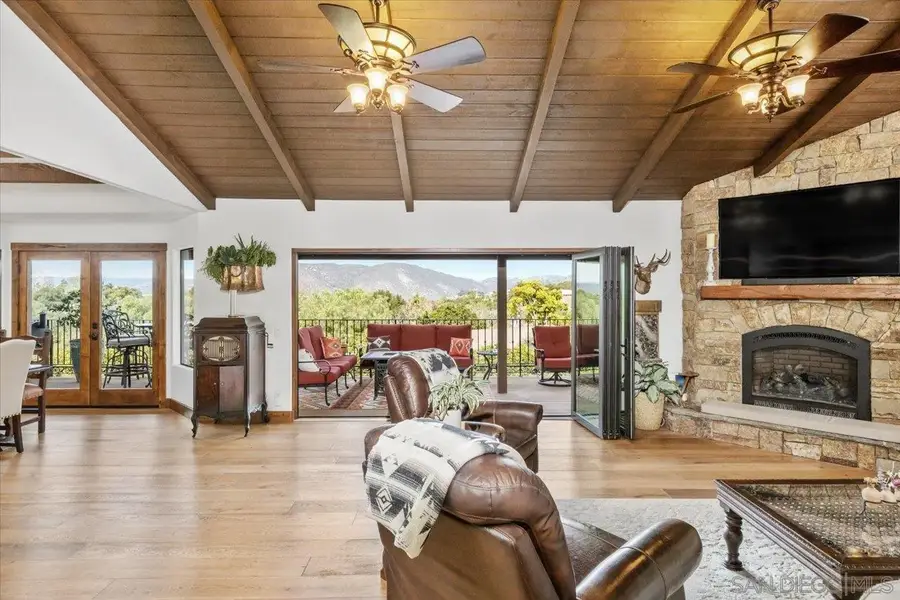 1379 Sunny Heights Road, Fallbrook, CA 92028 - Image #2