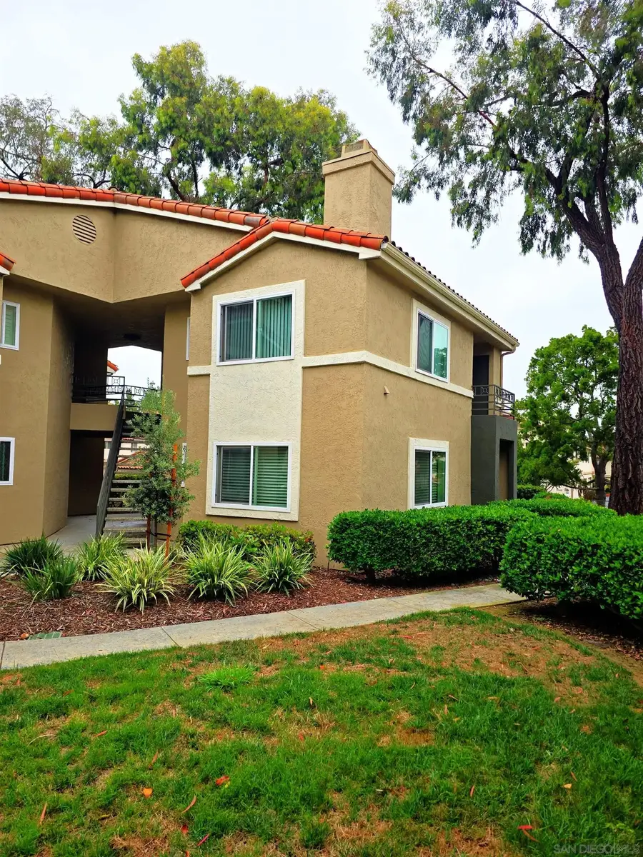 7597 Charmant Dr #901, San Diego, CA 92122 - Image #2
