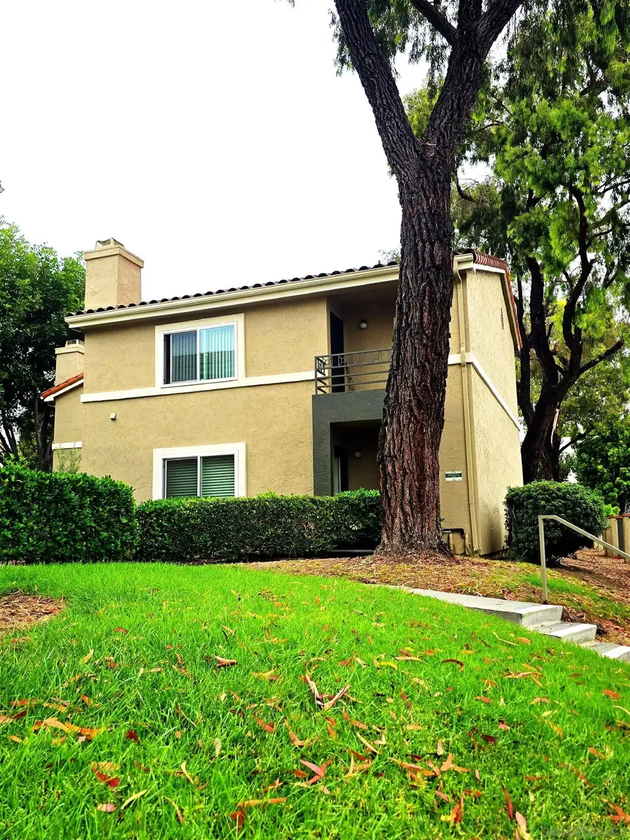 7597 Charmant Dr #901, San Diego, CA 92122 - Image #3