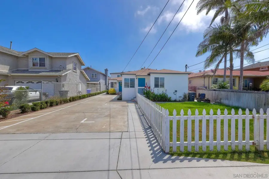 843-845 10th St, Imperial Beach, CA 91932 - Image #3