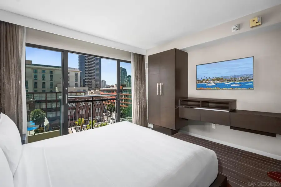 207 5th #739, San Diego, CA 92101 - Image #3