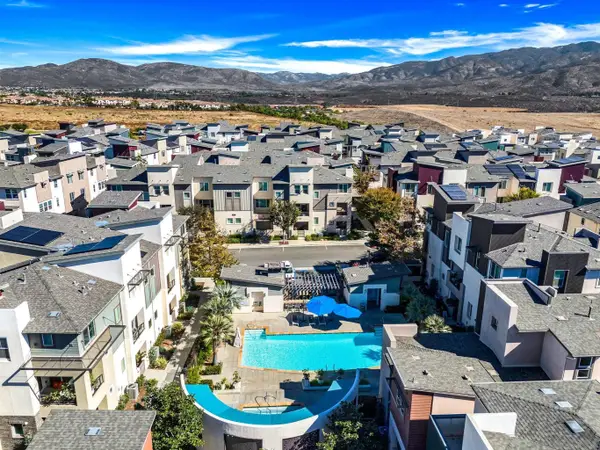 2275 Element Way #4, Chula Vista, CA 91915