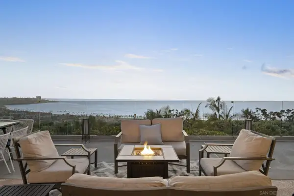 8390 Prestwick Dr, La Jolla, CA 92037