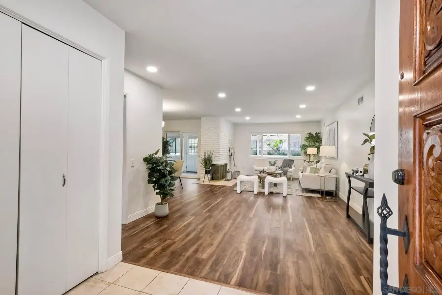 12085 Calle De Maria, San Diego, CA 92128 - Image #3