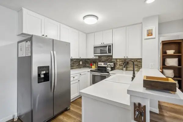 4600 Lamont St #4-103, San Diego, CA 92109