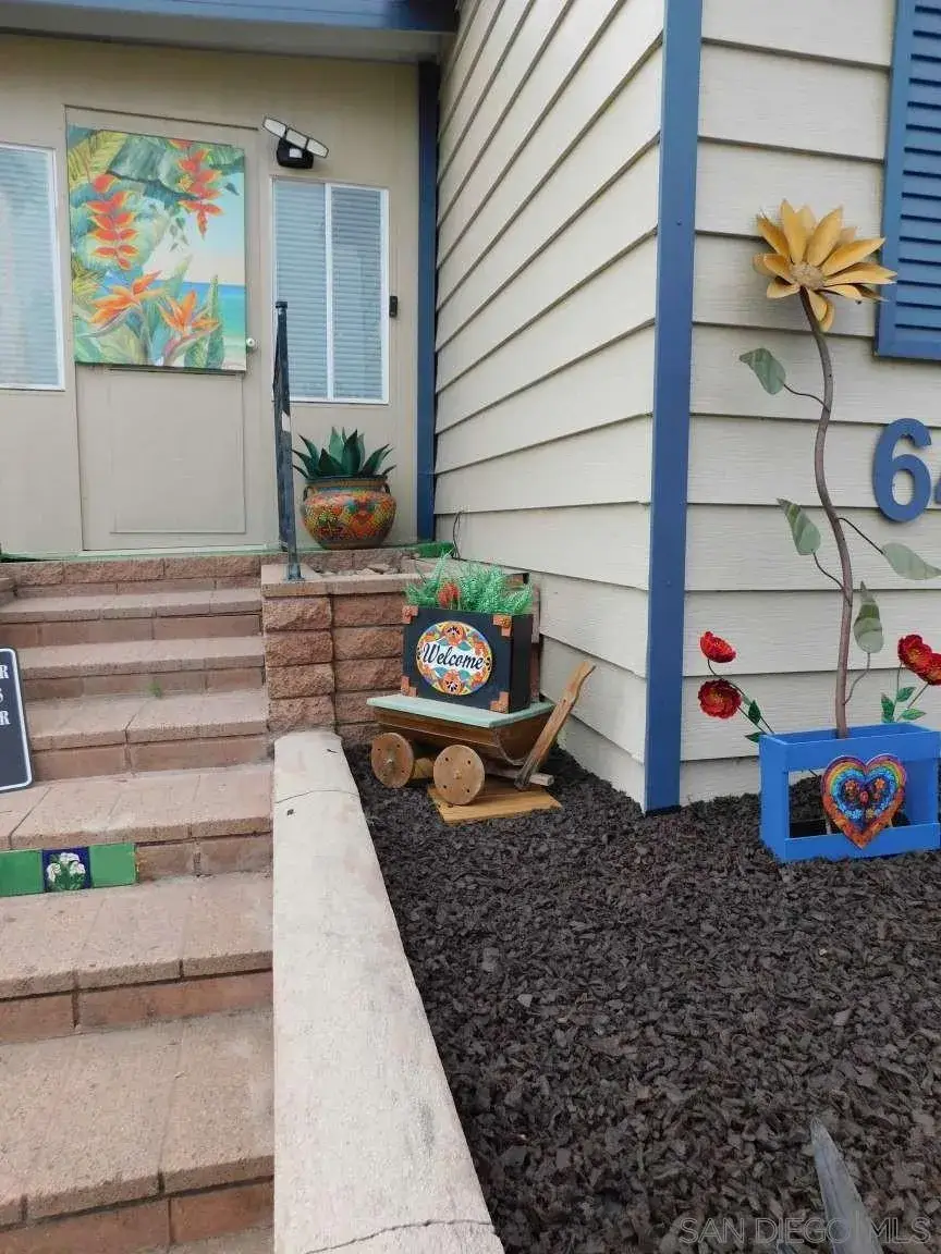 245 W Bobier Dr #SPC 64, Vista, CA 92083 - Image #3