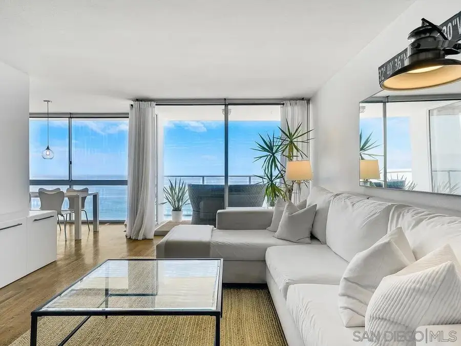 1760 Avenida Del Mundo #1205, Coronado, CA 92118 - Image #3