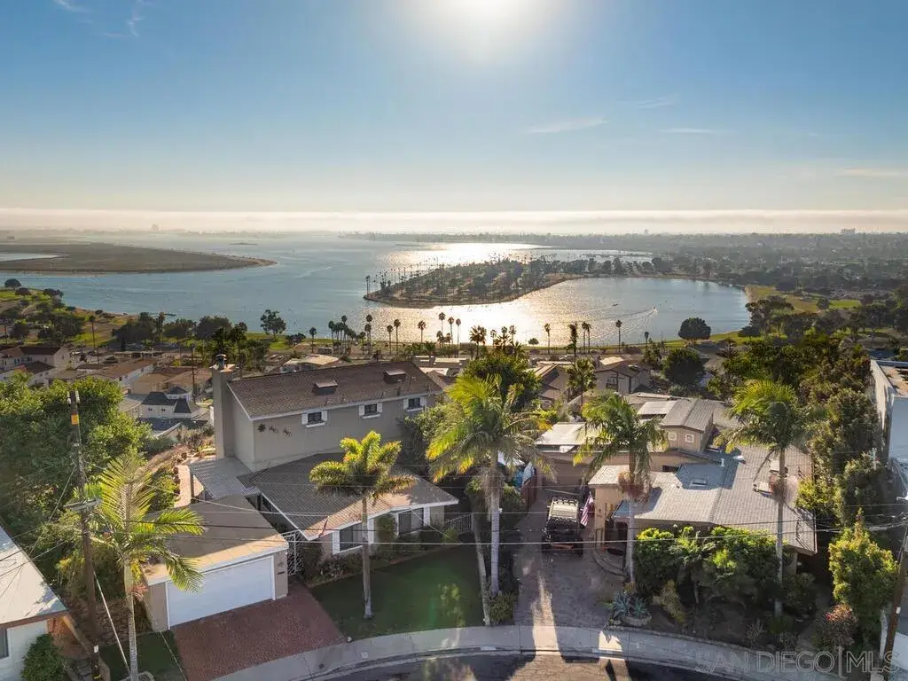 3212 Donley St, San Diego, CA 92117 - Image #1