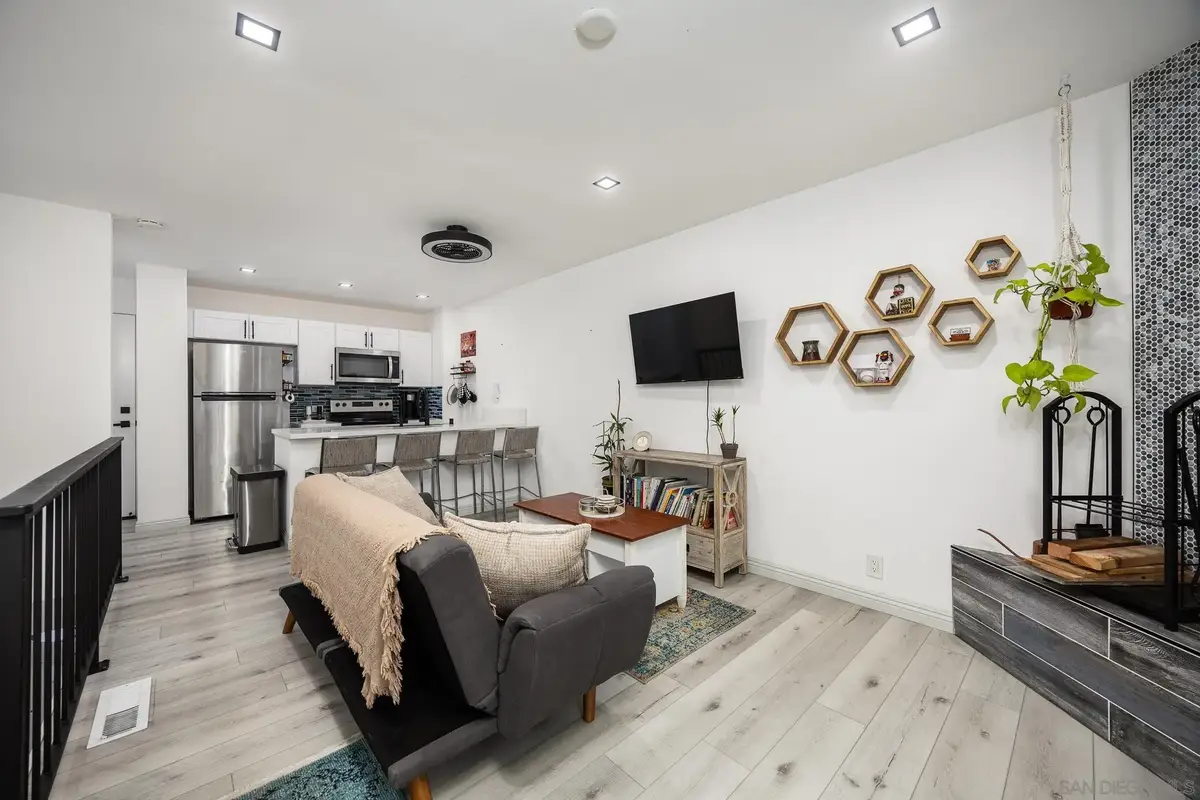 4380 Temecula St #4, San Diego, CA 92107 - Image #1
