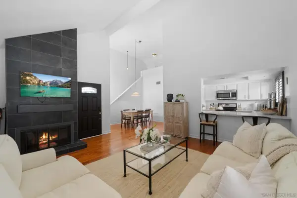 526 Via De La Valle #A, Solana Beach, CA 92075