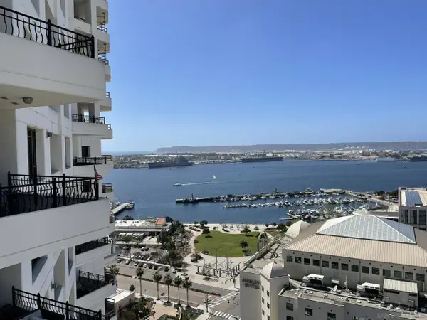 700 W Harbor #2501, San Diego, CA 92101