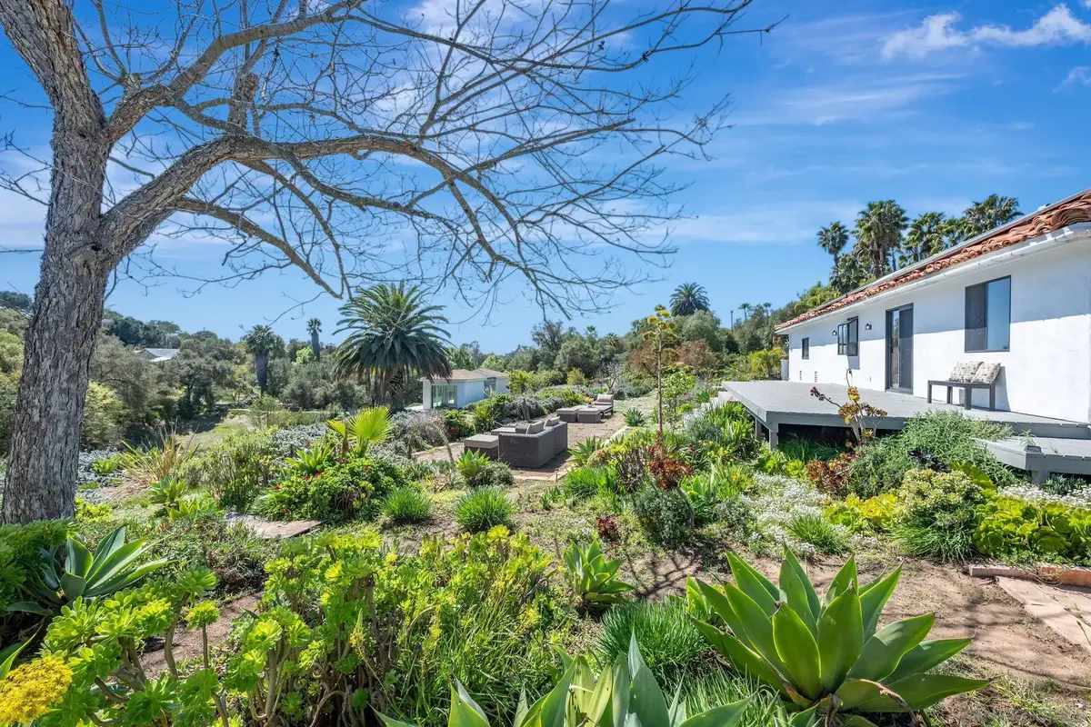 1761 Winterwarm Dr, Fallbrook, CA 92028 - Image #1