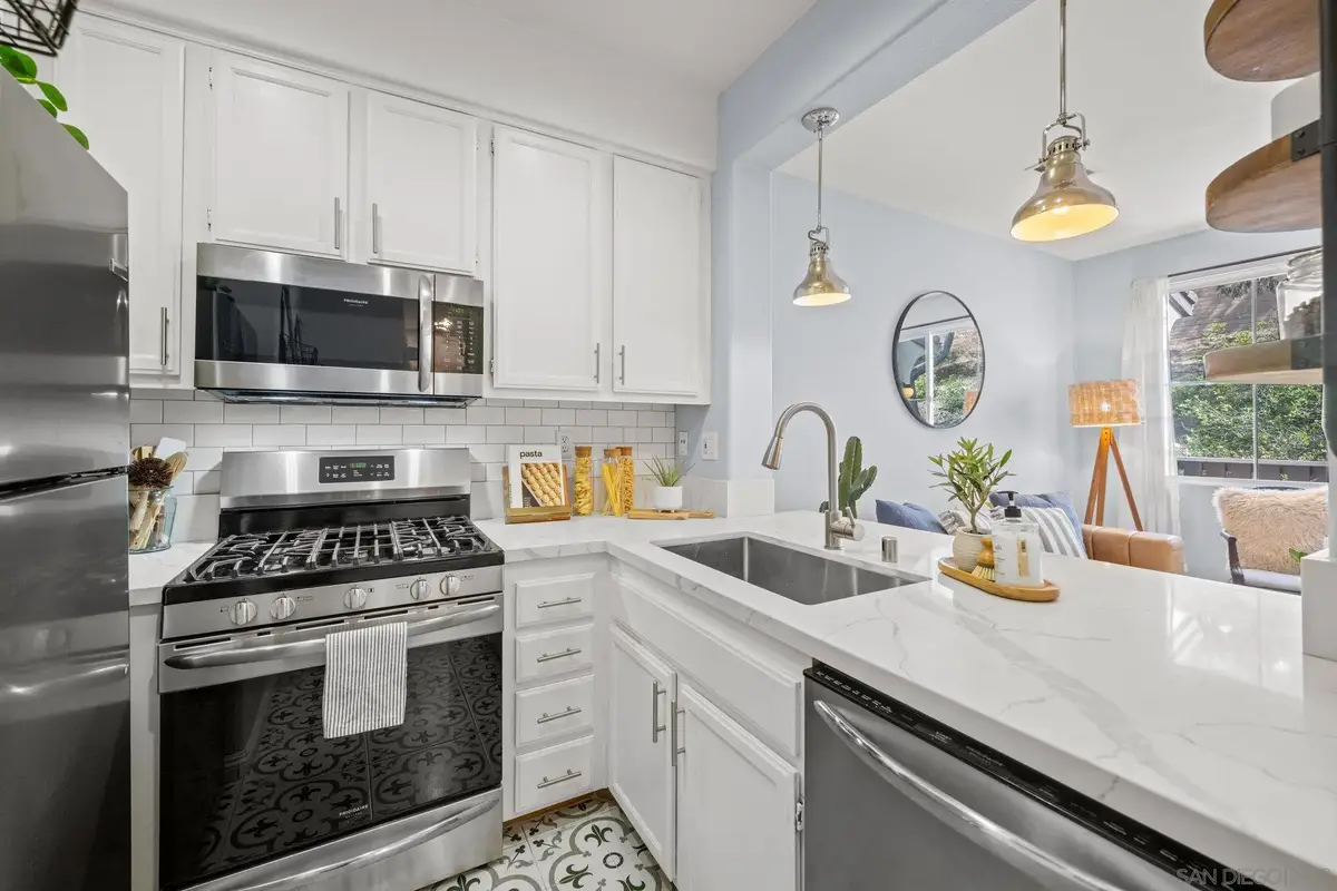 6008 Paseo Salinero, Carlsbad, CA 92009 - Image #1