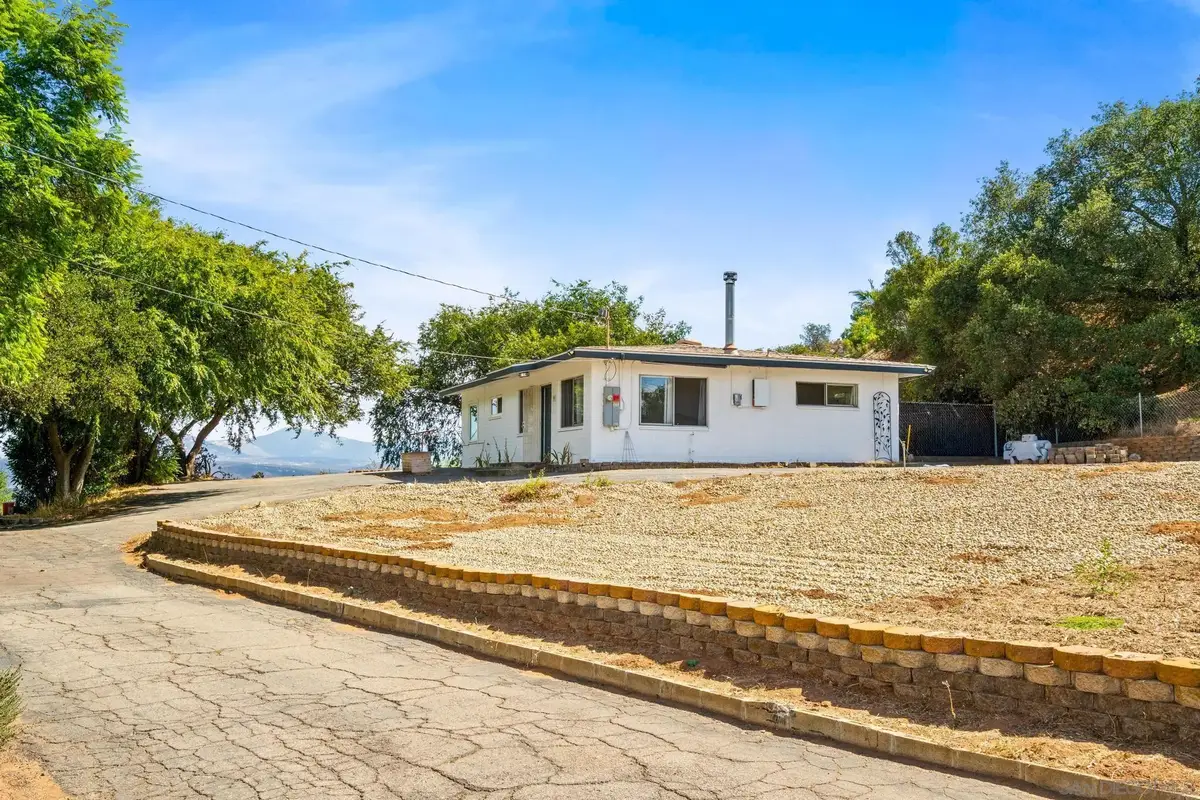 990 Old Mountain View Rd, El Cajon, CA 92021 - Image #1